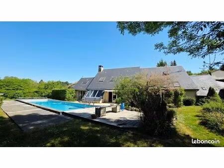 maison 7 pièces 180 m²