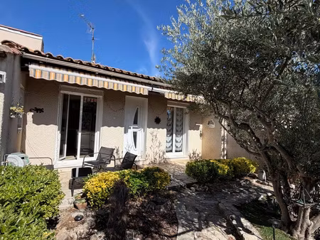 castelnau-le-lez  villa t4 avec terrasses et garage