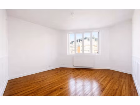 location appartement  41.18 m² t-2 à chelles  900 €