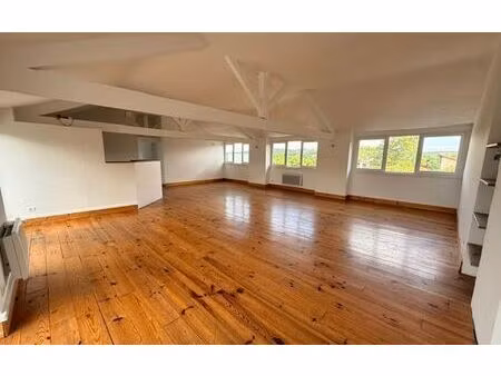 location appartement  145.8 m² t-5 à craponne  1 250 €