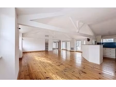 location appartement  145.8 m² t-5 à craponne  1 350 €
