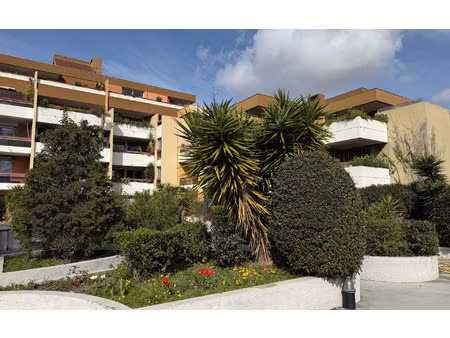 appartement marseille 8 64 m² t-3 à vendre  365 000 €