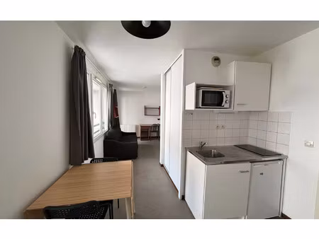location appartement  29.35 m² t-2 à saint-étienne  400 €
