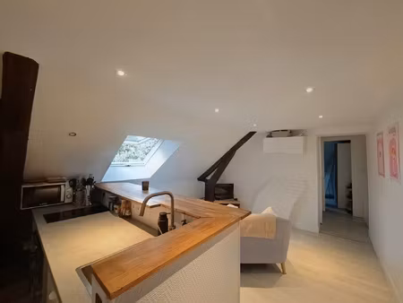 appartement une chambre centre ville de senlis