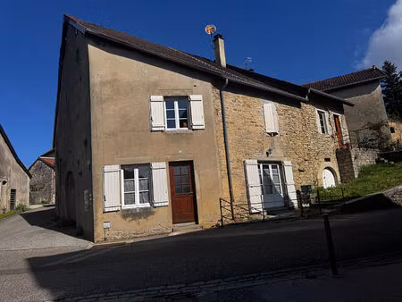 à vendre ?maison de rapport à château-chalon