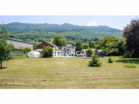 rare ensemble immobilier sur terrain de 3360  idéal profession artisanal