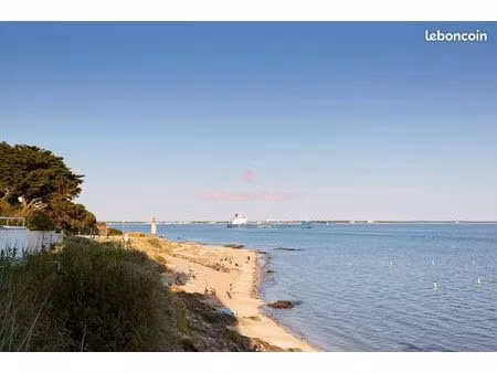 maison 8 pièces 144 m²