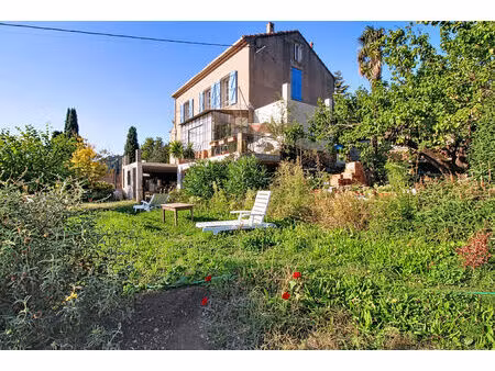 à vendre en exclusivité bargemon maison de ville 240 m² sur 960 m² de terrain