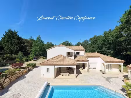 villa de standing 190m² à sanilhac (24)