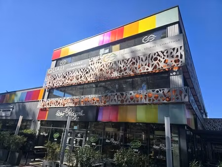 location commerce 33560 sainte eulalie 33560 325m²
