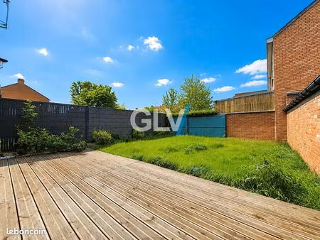 maison 5 pièces 90 m²
