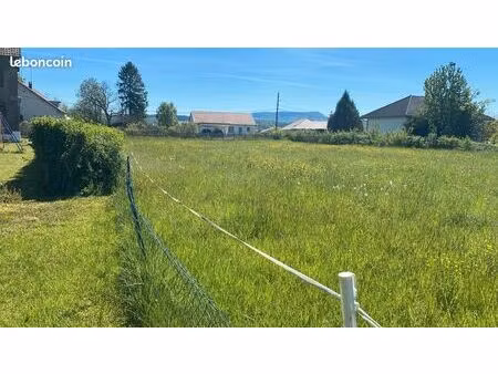 terrain 6500 m² arc et senans