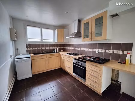 appartement 3 pièces 55 m²