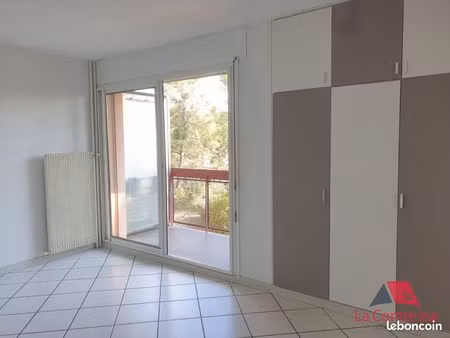 studio 1 pièce 25 m²