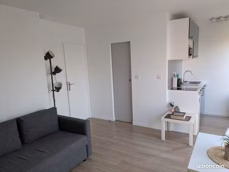 studio meublé 20m2 centre ville trappes gare
