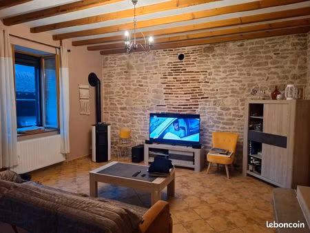 location maison gevry 39100