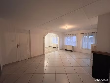 maison 111 m² wallon-cappel