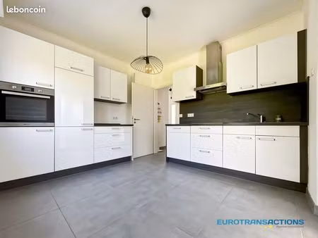 appartement 3 pièces 79 m²