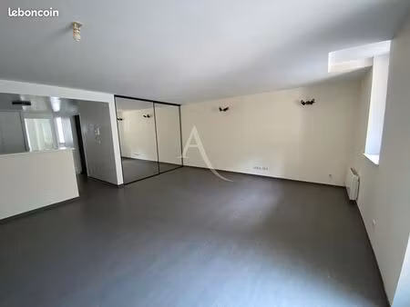 appartement 3 pièces 64 m²