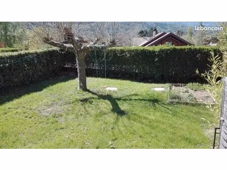 joli f3 en réa de jardîn