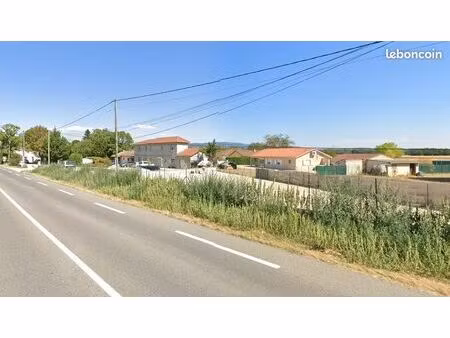 à louer – terrain 800 m² – leyment 01150