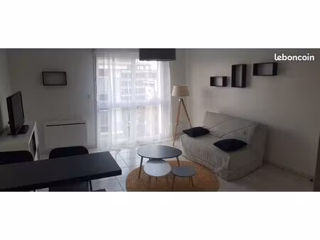 t2 meublé 43m² - angers saint-serge - parking & ascenseur