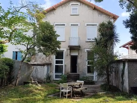 appartement 1 pièce 17 m²