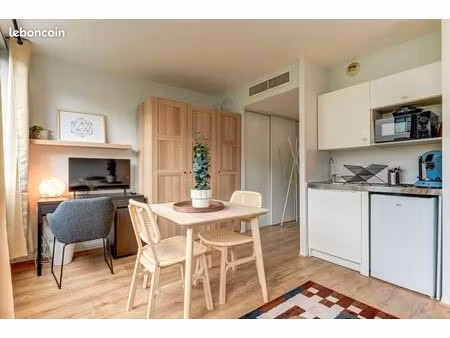 studio meuble