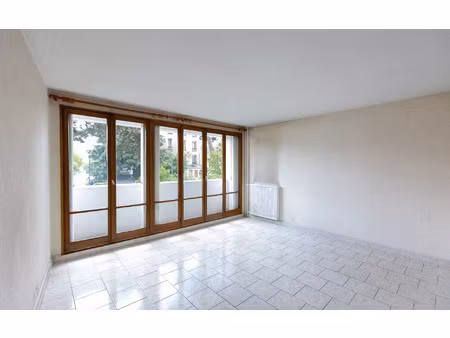 appartement les lilas 70.1 m² t-3 à vendre  342 000 €