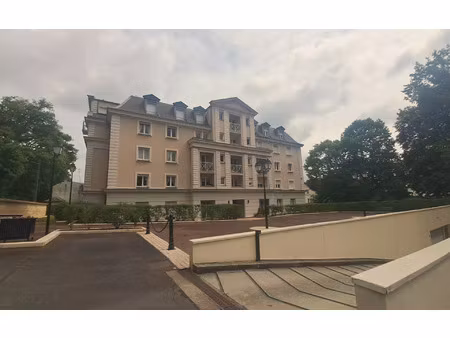 location appartement  31 m² t-1 à fontainebleau  710 €