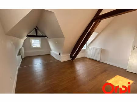 location appartement  40.57 m² t-1 à laon  500 €