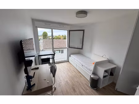 location appartement  20.38 m² t-1 à mérignac  700 €