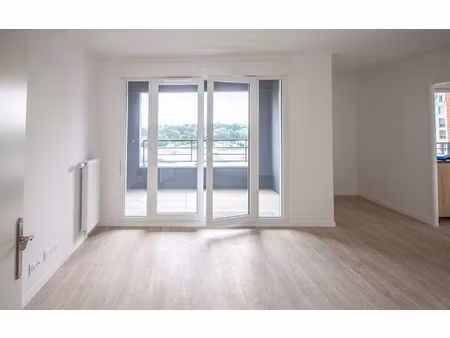 location appartement  m² t-3 à pontoise  1 294 €