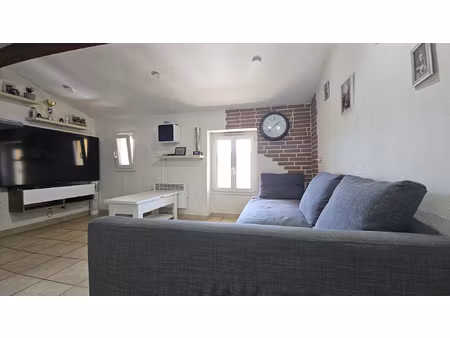 appartement 3 pieces avec balcon  cave et parking