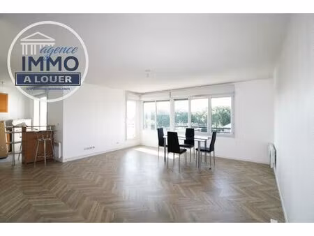 duplex t3 meublé - proche citadelle et cv