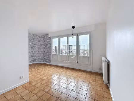 fâches-thumesnil – appartement t3 avec balcon  ascenseur & ca