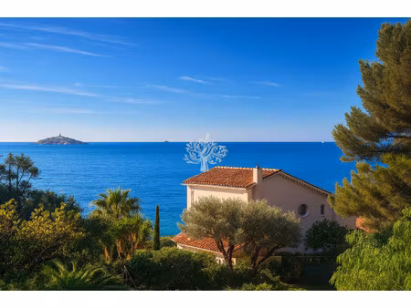 sanary portissol appartement pleine vue mer dans residence