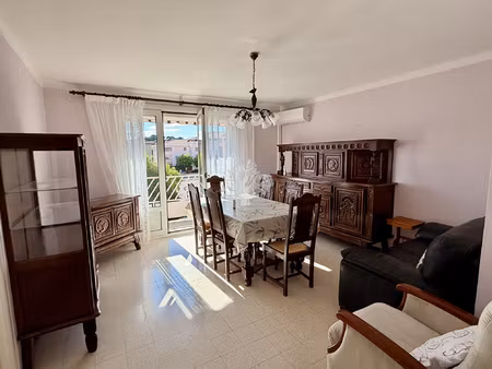 appartement t4 sanary centre dernier etage 75m2