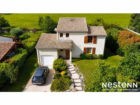maison familiale 5 pièces de 147 m² avec jardin piscinable à ayguesvives - exclusivité nes