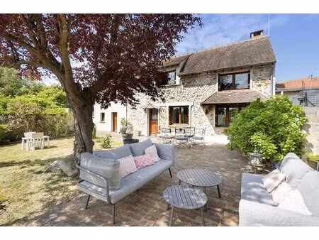 maison de charme 1 chambre + bureau 366 m2 terrain