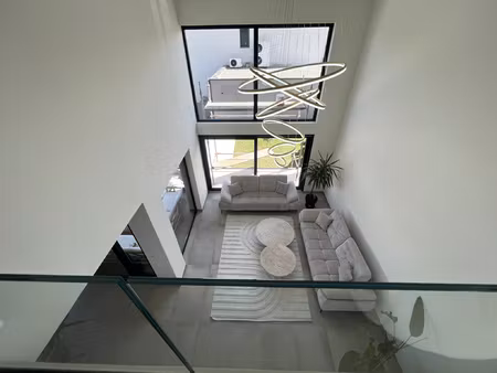 a issenheim  maison contemporaine 7 pièces de 180 m2 sur un