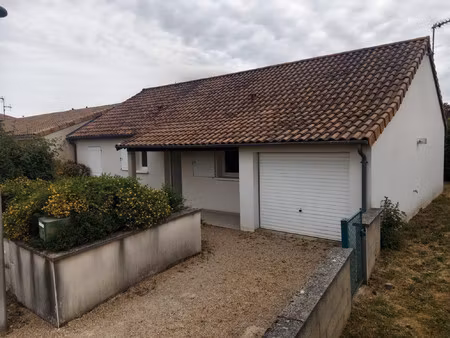 élégante maison de plain-pied aux portes de poitiers – migna