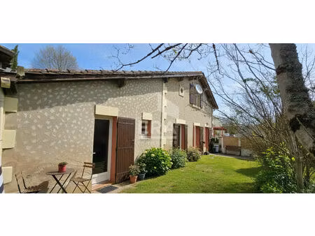 maison avec garage attenant à montpon - ménestérol.