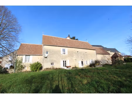 entre nevers et cosne  jolie maison familiale avec cachet
