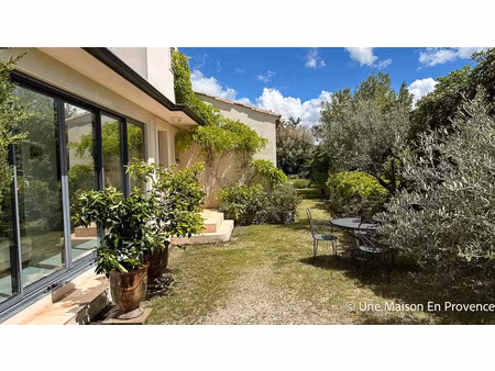 vente maison 8 pièces 200 m² tavel (30126)