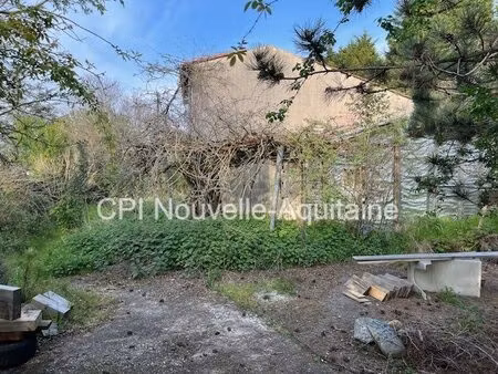 terrain env 2 000m² avec bâtisse à démolir – lugon-et-l'î