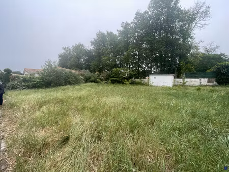 terrain à bâtir de 300 m² – la tremblade (17390)