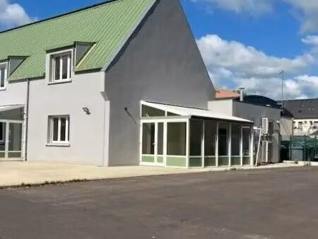location bureaux 96 m²