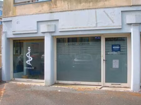 vente bureaux et commerces à saint-malo (35400) : à vendre / 52m² saint-malo
