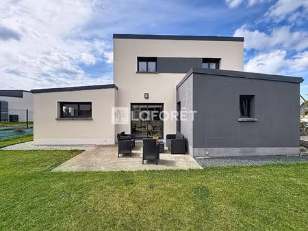 maison de plain-pied centre saint georges des groseillers 130 m2